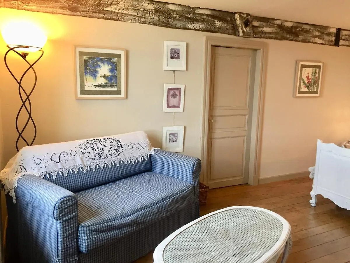 La Metairie 0*, Saveres France